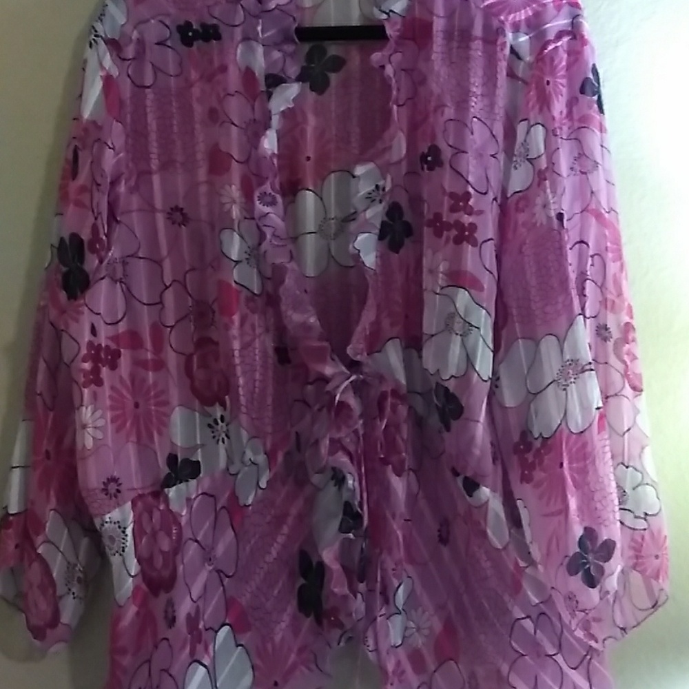 NOTATIONS lovely shear pleated top w/bell